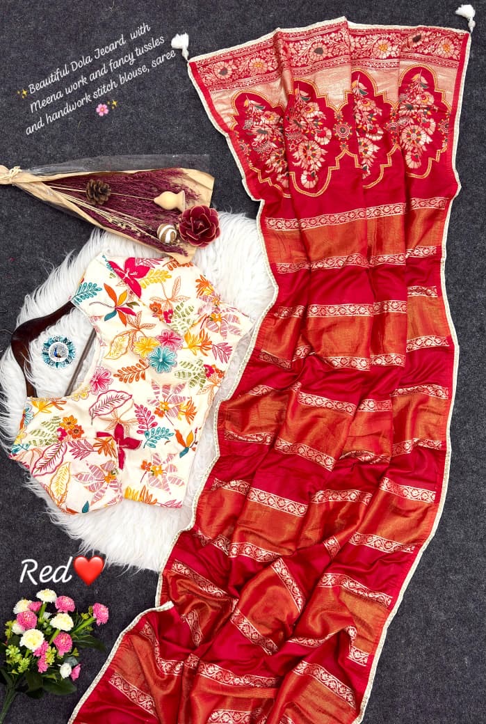 ✨ Pure Russian Silk Saree with Designer Stitched Blouse