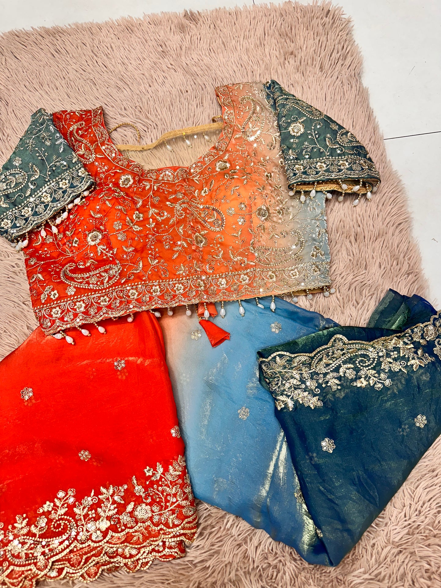 Shahi Shine Space Silk Saree – Festive Glam Edit ✨