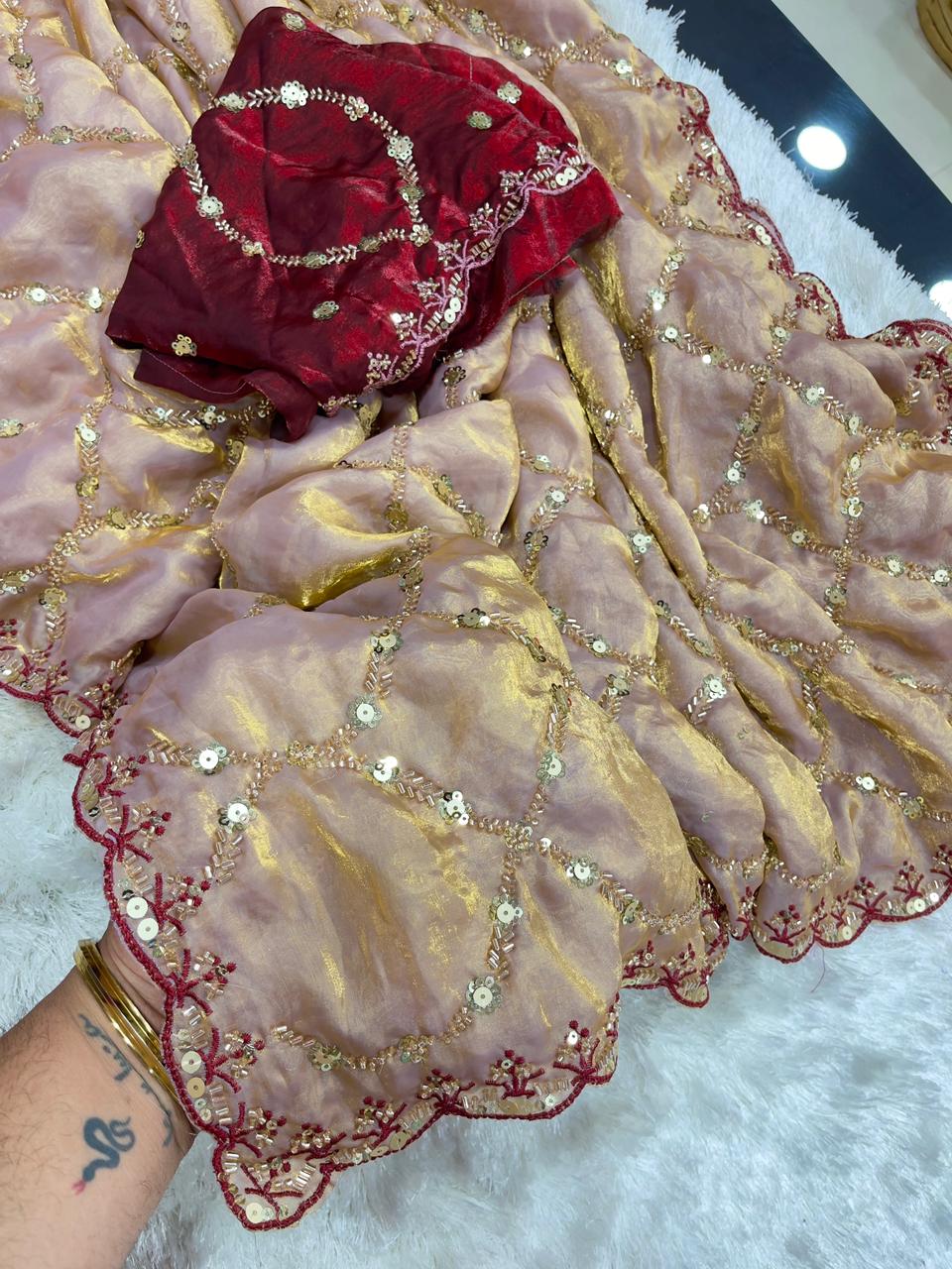 Hand Finish Designer Saree – Single Hit Collection ✨